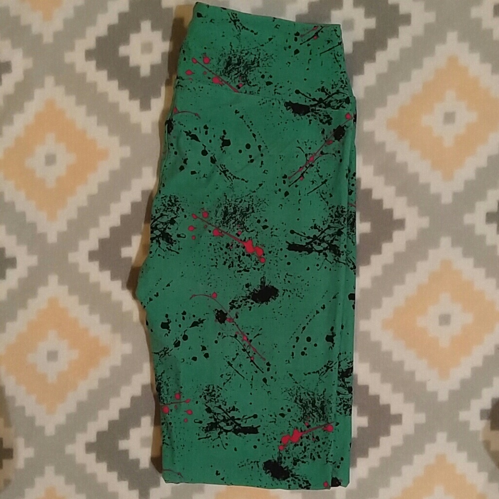 Lularoe OS Paintsplatter Leggings